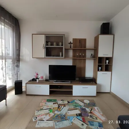 Apartment Apartman Antonela With Free Garage Parking Split