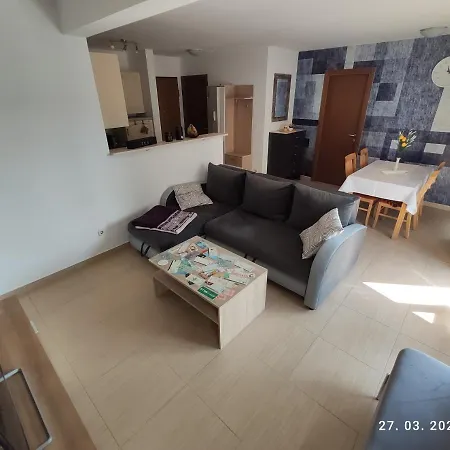 Apartment Apartman Antonela With Free Garage Parking