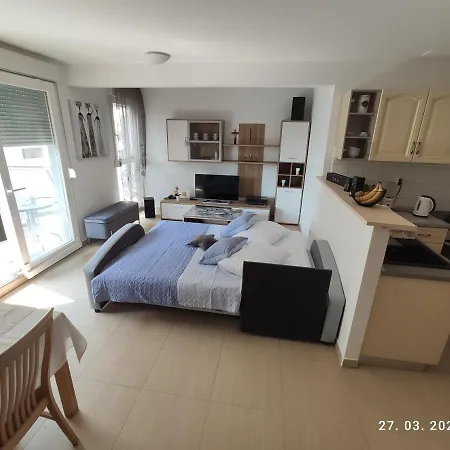 Apartman Antonela With Free Garage Parking Apartment Split
